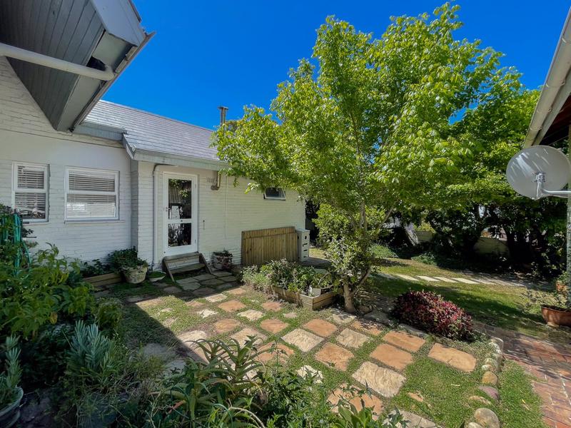 5 Bedroom Property for Sale in Hout Bay Western Cape